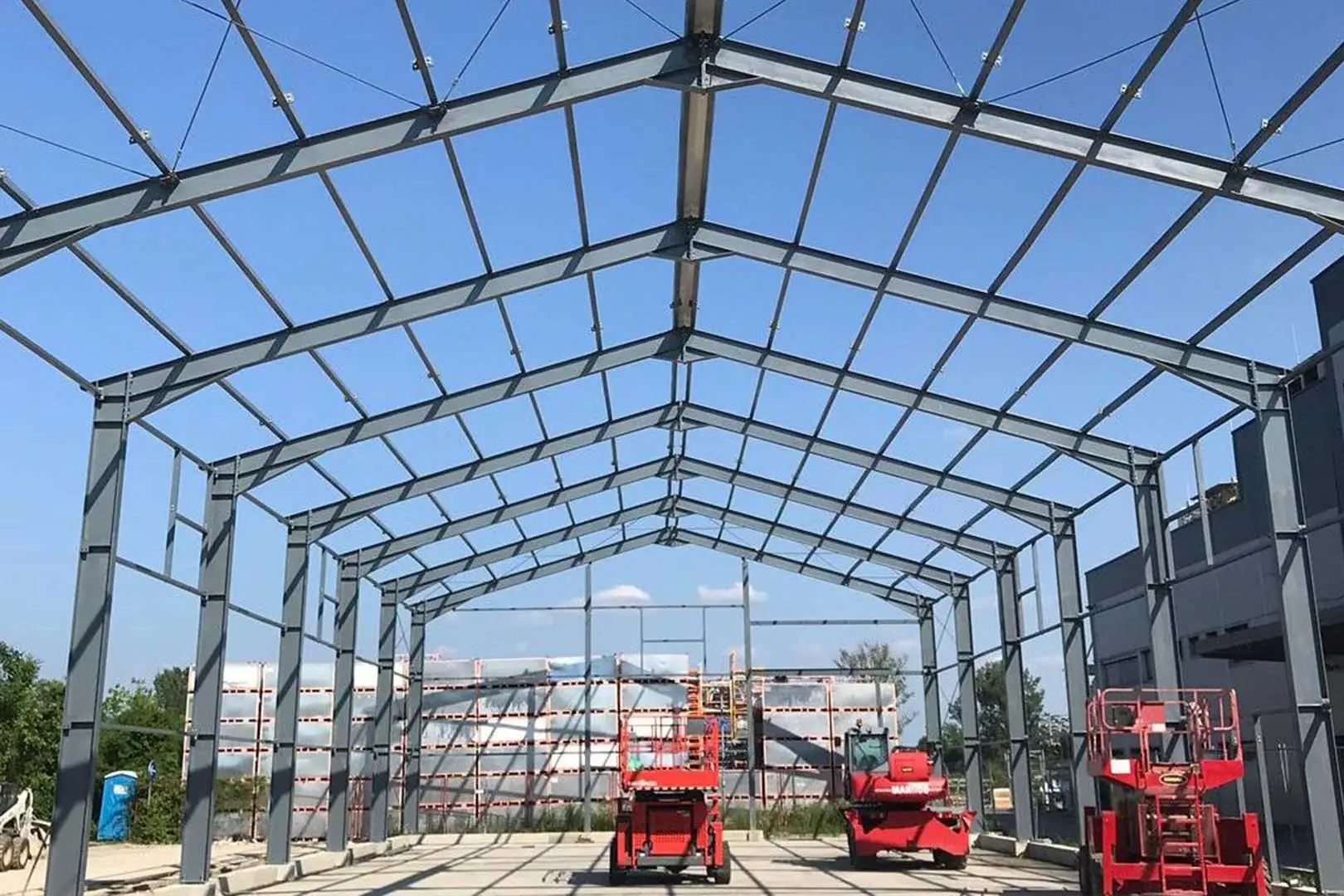 SKLADIŠNA HALA Ad plastik d.d., Stenjevec