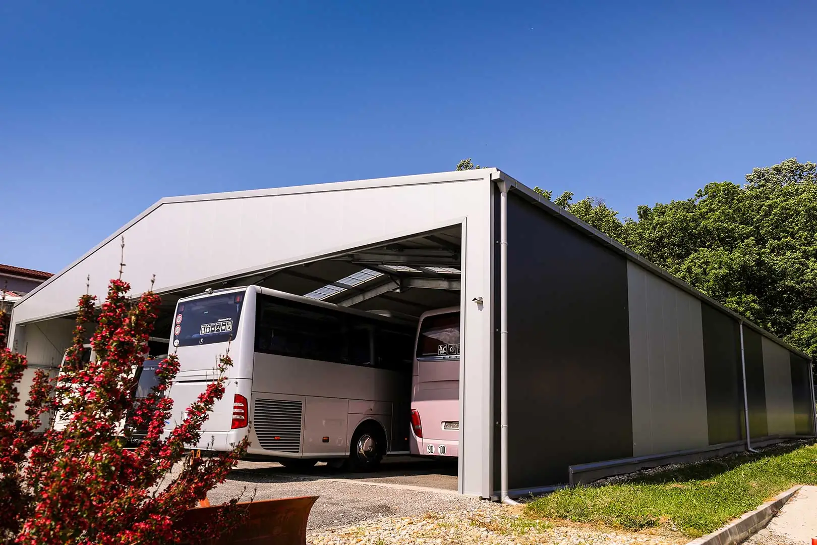 DOGRADNJA, HALA 500.00 m2 Gogo-bus d.o.o., Soblinec